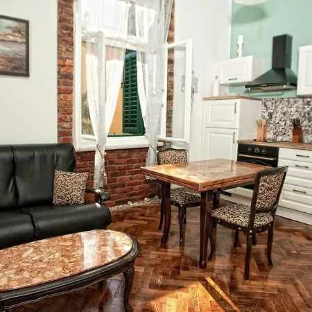 Nostalgie Apartman Abbázia